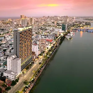 https://wink-hotel-danang-riverside.dananghotels.net